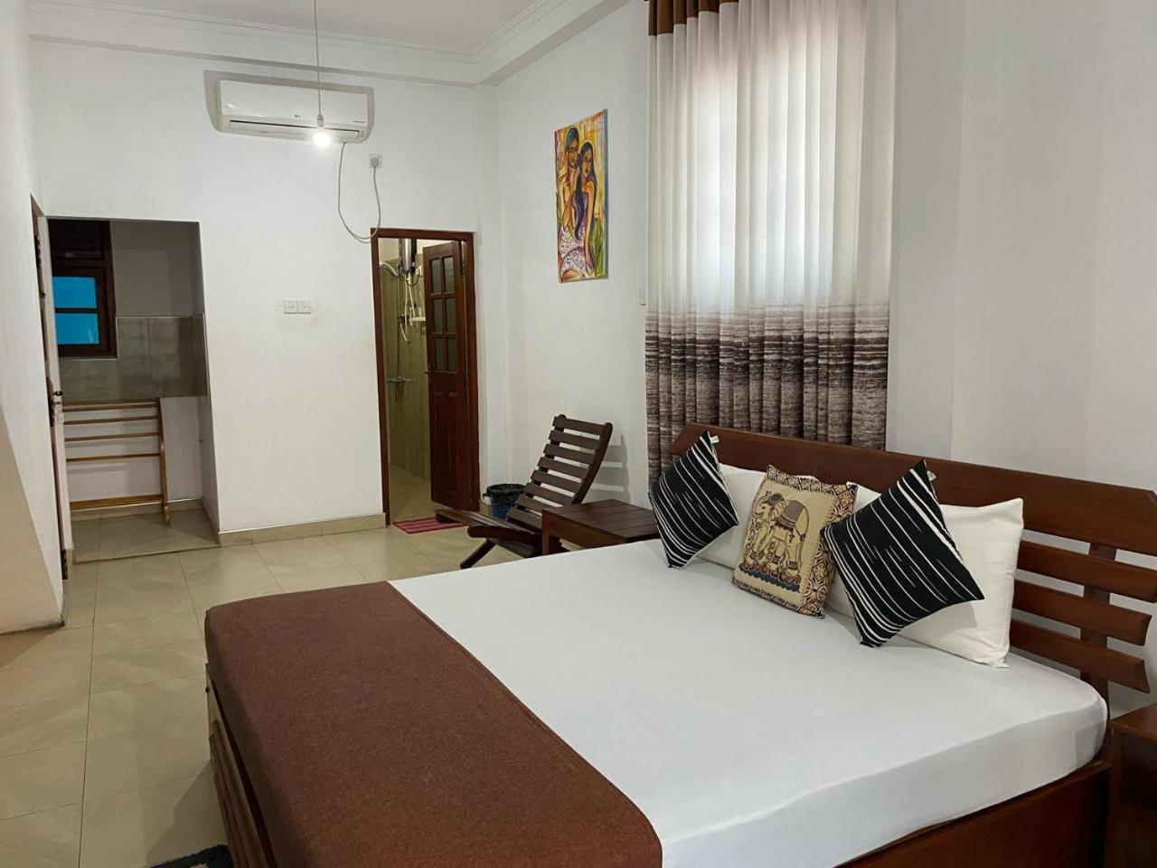 Why Not Palace Anuradhapura Exterior foto